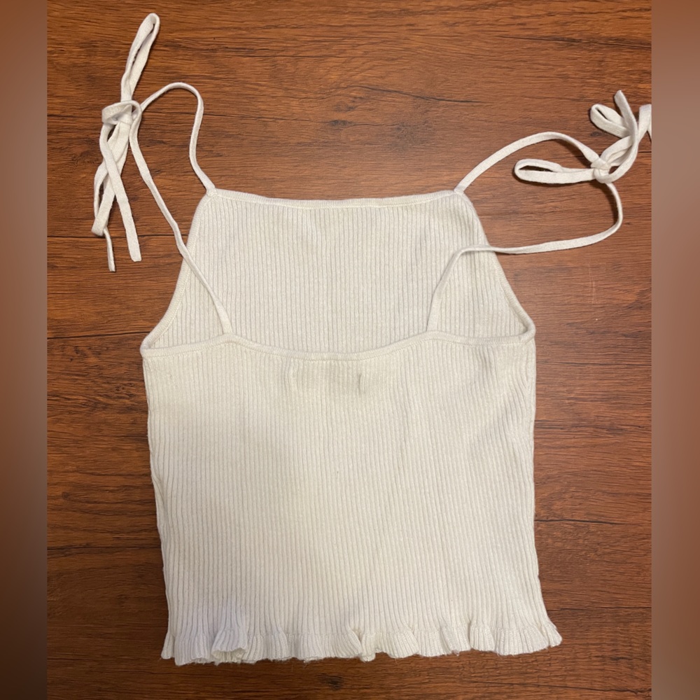 Abercrombie and Fitch Tie-Strap Crop Tank - Picture 2 of 6